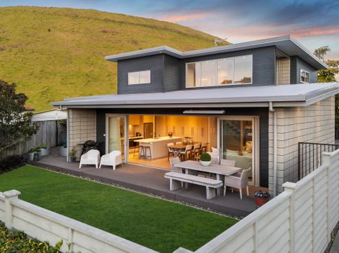 43 Ridgemount Rise, Mangere Bridge