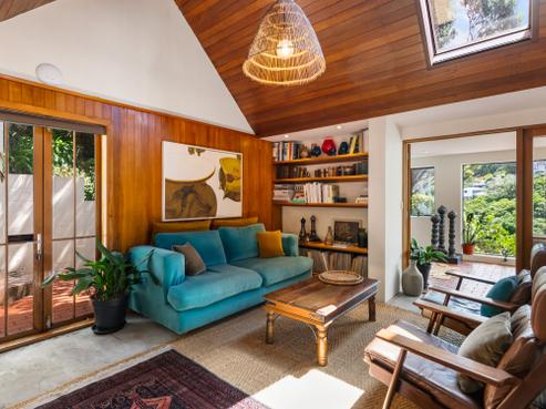 74 Ranui Crescent, Khandallah