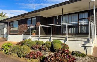 6B Quentin Avenue, Epsom