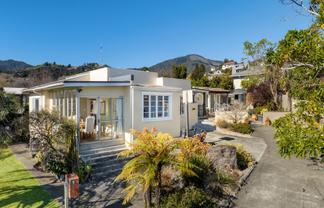 3 Waterhouse Street, Enner Glynn