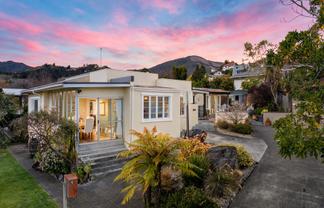 3 Waterhouse Street, Enner Glynn