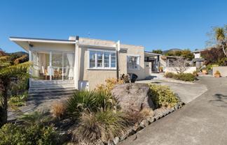3 Waterhouse Street, Enner Glynn
