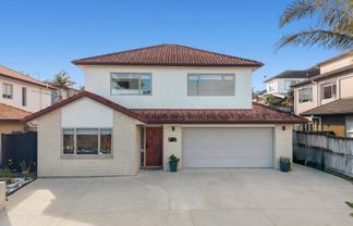 10 Fernloche Place, Flat Bush