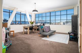 10/125 Thorndon Quay, Thorndon