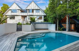 15 Fern Glen Road South, Saint Heliers