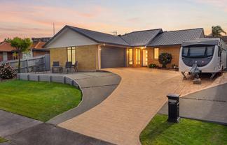 108 Lakeside Drive, Orewa