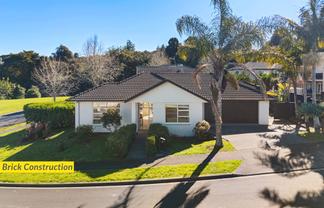 2 Muirlea Drive, Flat Bush