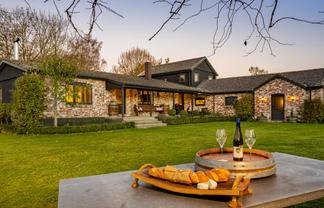 44 Golden Hills Road, Richmond
