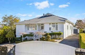 111 St Andrews Road, Epsom