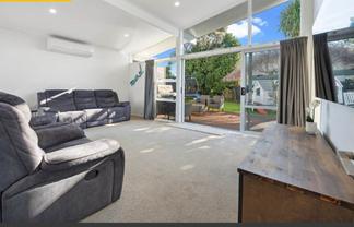 7 Redwood Drive, Massey