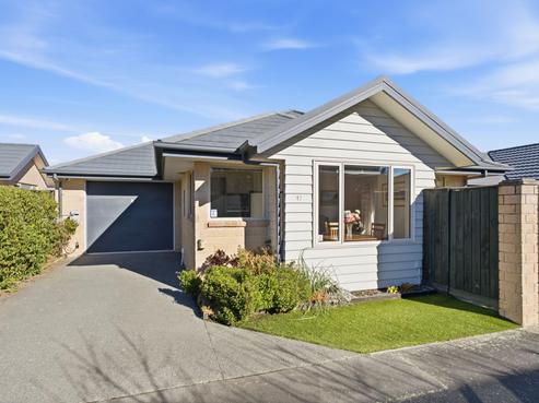 17 Bayliss Close, Northwood