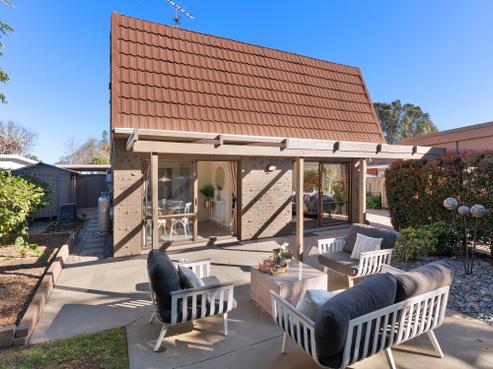 15B Galloway Crescent, Farm Cove