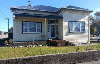 116 Russell Street, Westport