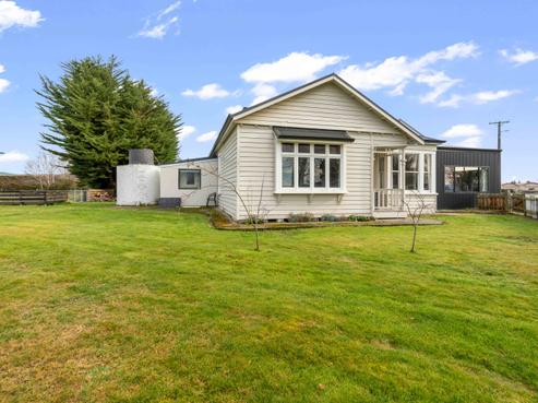 1561 Waimea Highway, Gore Surrounds