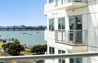 902/72 Devonport Road, Tauranga