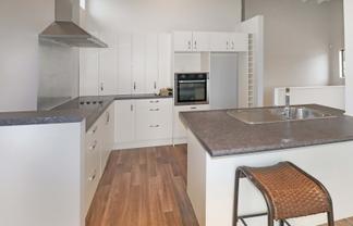 B/1 Brora Crescent, Paremata