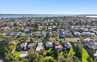 38 Montrose Street, Point Chevalier