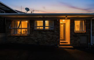 4/54 Symonds Street, Onehunga