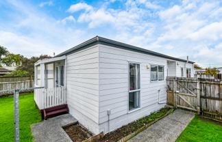 B/22 Clarice Place, Takanini