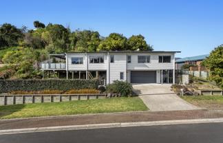 18 The Fairway, Whakatane