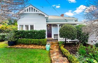 14 Moore Street, Hillcrest