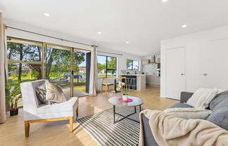 1/22 Gibbons Road, Weymouth