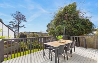 2/105 Carlisle Road, Torbay