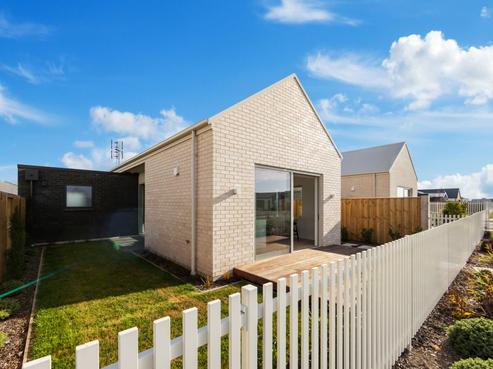 7 Shrubbery Lane, Rolleston