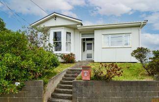 2 Tarawera Road, Johnsonville