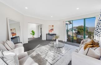 6 Sharples Place, Somerville