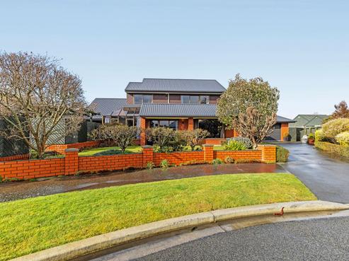 33 Cherrywood Place, Redwood