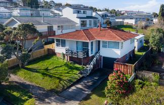 9 Pasteur Place, New Windsor