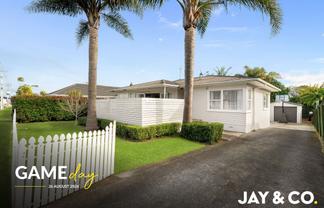 25 Sterling Avenue, Manurewa East