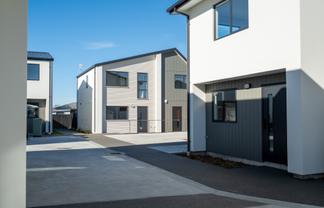 2/68 Main North Road, Papanui