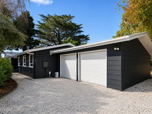 8 Fleming Place, Chedworth