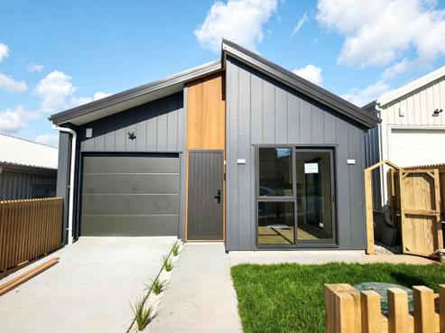 16 Kopu Road, Orewa