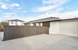 2/64 Weymouth Road, Manurewa