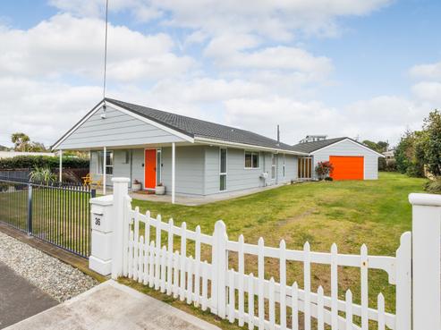36 Signal Street, Foxton Beach