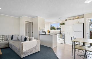 1A Creswell Place, Leamington