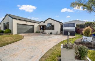 6 Mc cahon Drive, Pukehangi