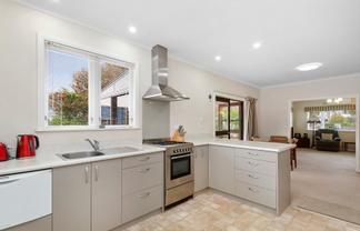 92 Stokes Valley Road, Stokes Valley