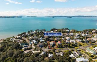 24 Gerontius Lane, Snells Beach