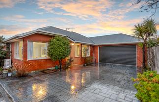 2/126 Opawa Road, Opawa