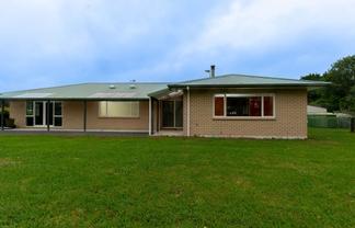 1284 Dairy Flat Highway, Dairy Flat