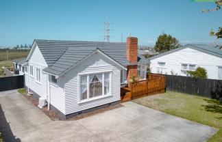 231 Hepburn road , Glendene