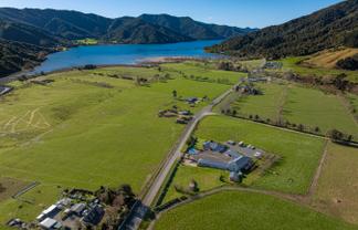 1594 Queen Charlotte Drive, Anakiwa and Surrounds