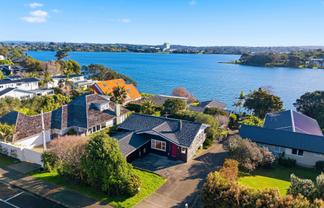 308 Hurstmere Road, Takapuna