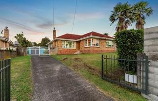 32 Esperanto Road, Papatoetoe