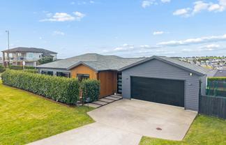 105 Pinecrest Drive, Gulf Harbour