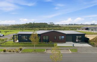 13 Ngakau Road, Karaka